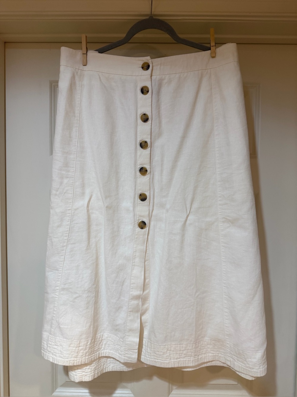 Universal Thread Button-Front White Linen Blend Skirt